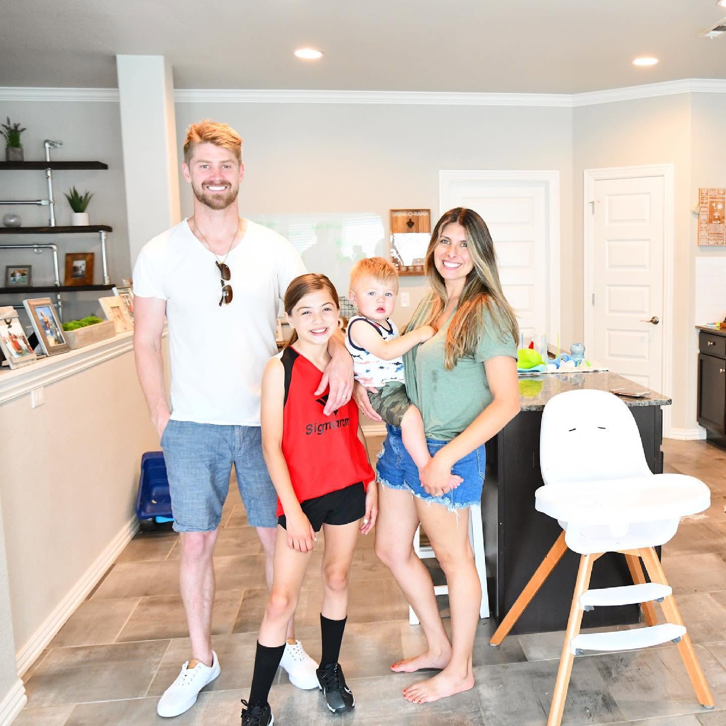 Jessie Boeckmann with her husband Blake and their two children